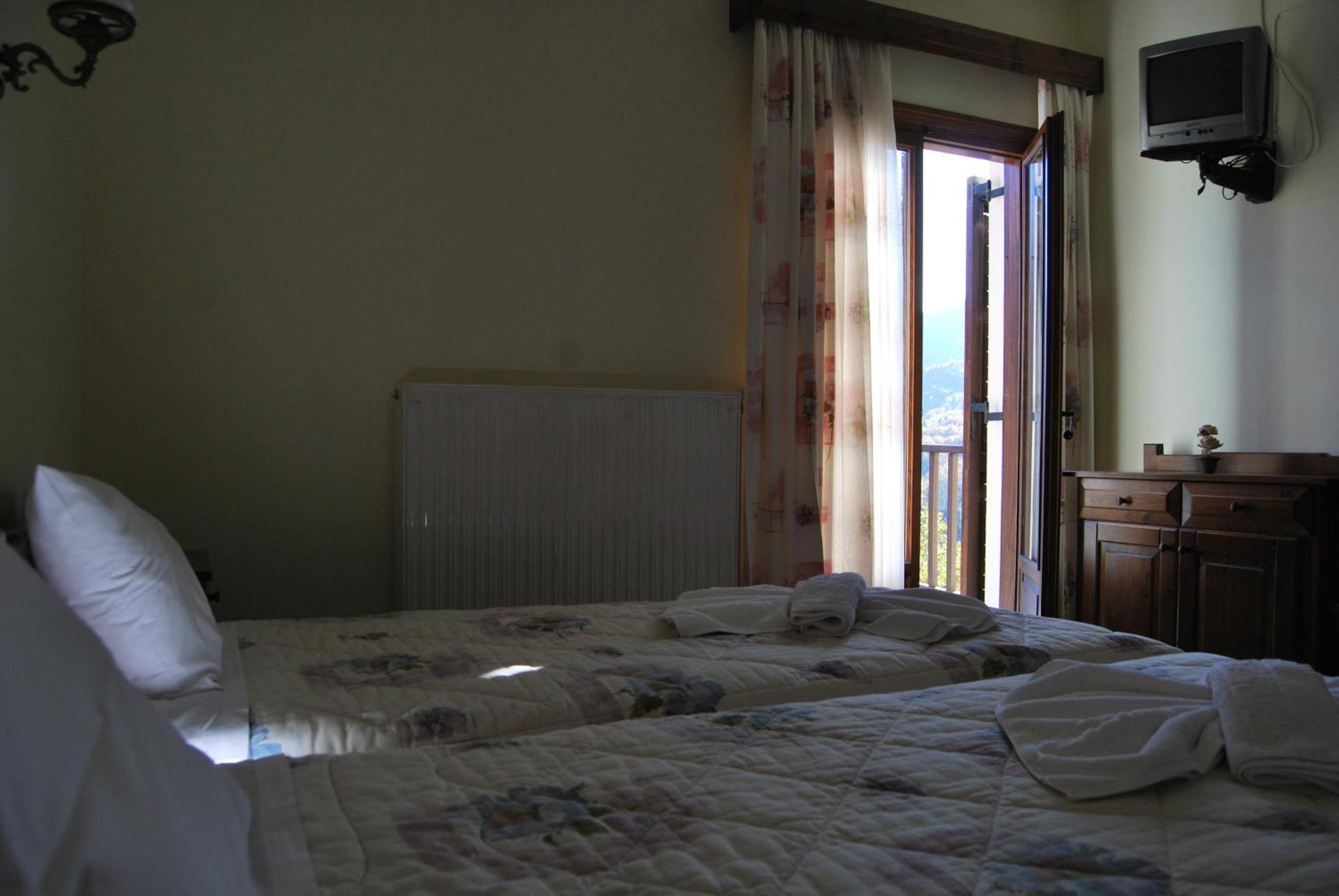 Rizoma Guesthouse Mikro Chorio  Exterior photo